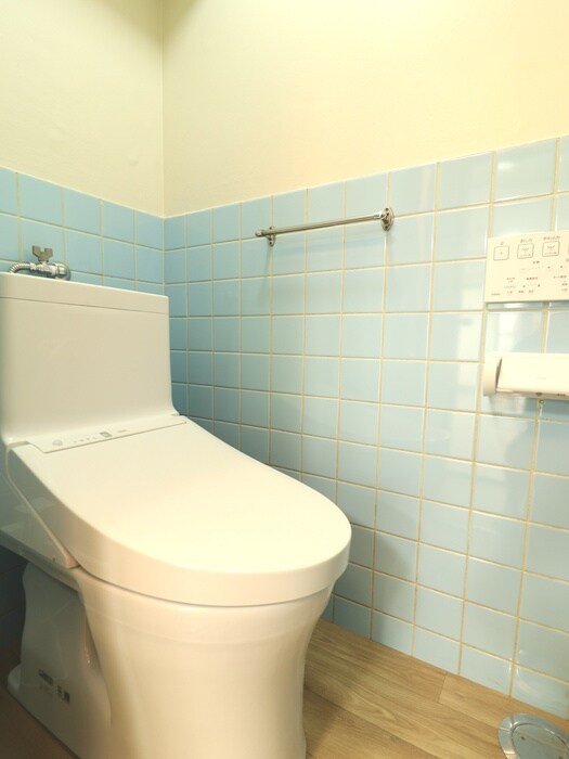 物件内観写真14　(トイレ)