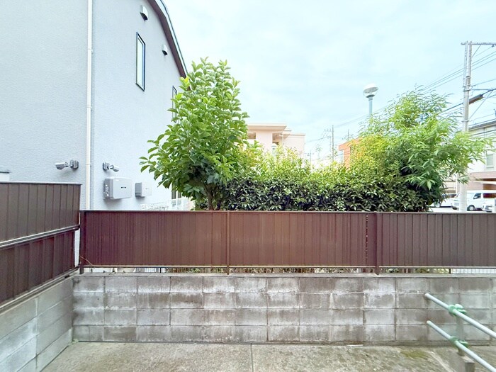 物件内観写真18　(室内からの展望)