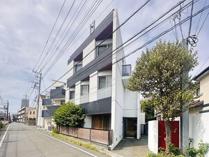 ＵＮＡ　ＴＥＲＺＡ　ＣＡＳＡ外観写真