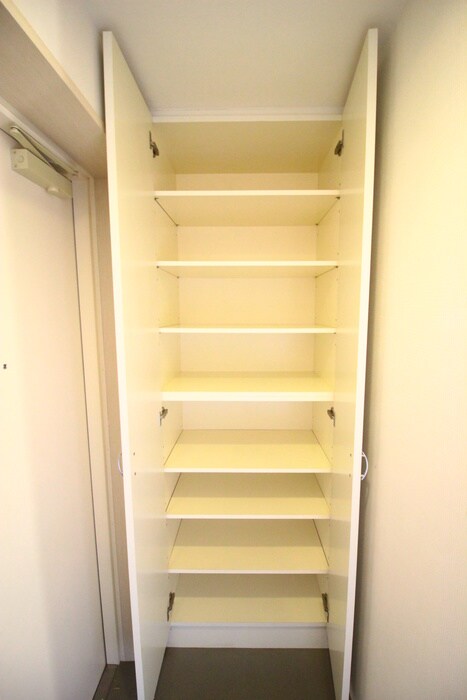 物件内観写真14　(靴箱)