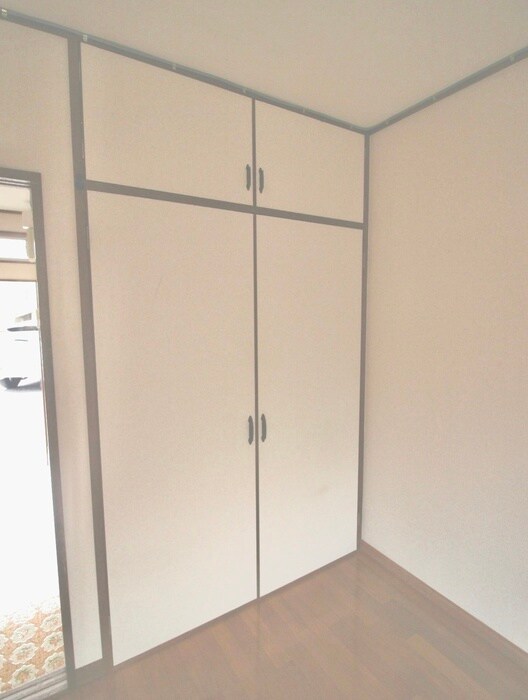 物件内観写真11　(収納)