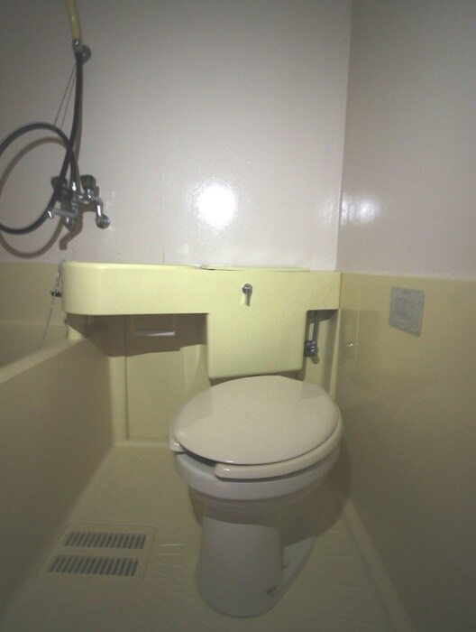 物件内観写真15　(トイレ)