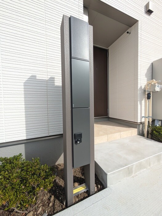 物件外観写真6　(建物設備)