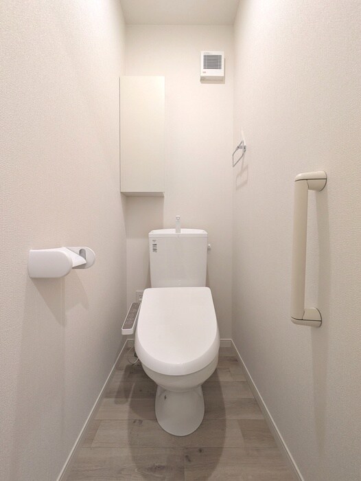 物件内観写真12　(トイレ)