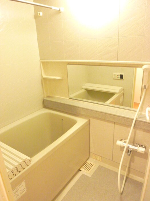 物件内観写真9　(バス／シャワールーム等)