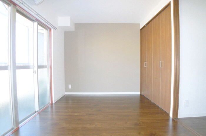 物件内観写真19　(居室)