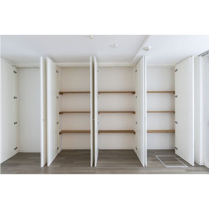 物件内観写真9　(収納)