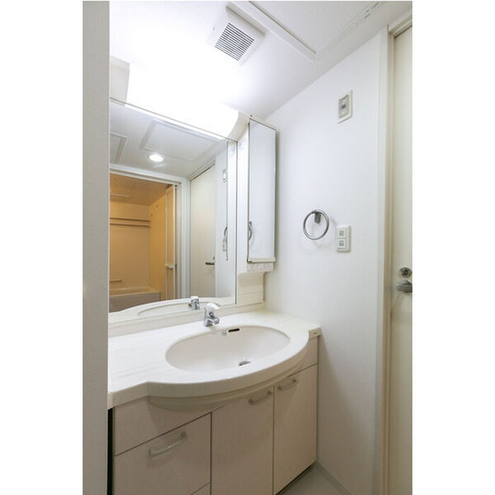 物件内観写真16　(洗面)