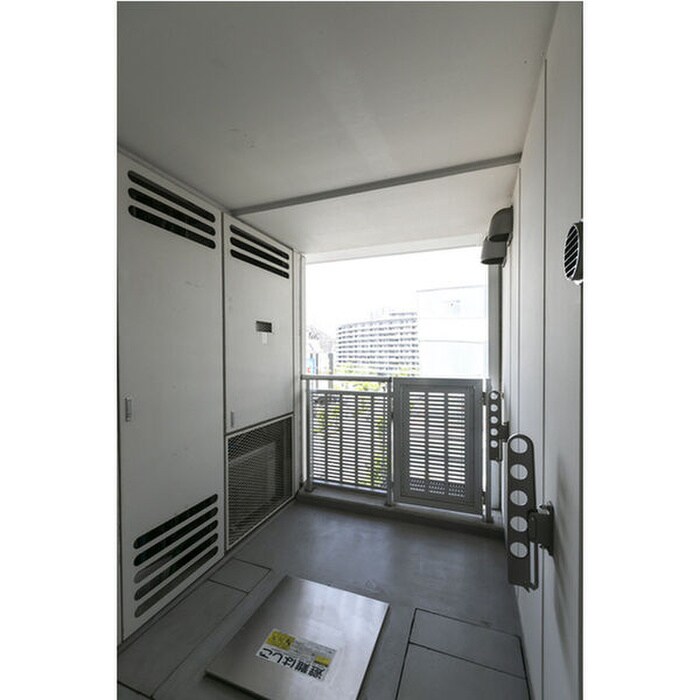 物件内観写真18　(ベランダ・バルコニー)