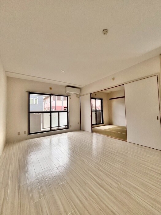 物件内観写真7　(居室)