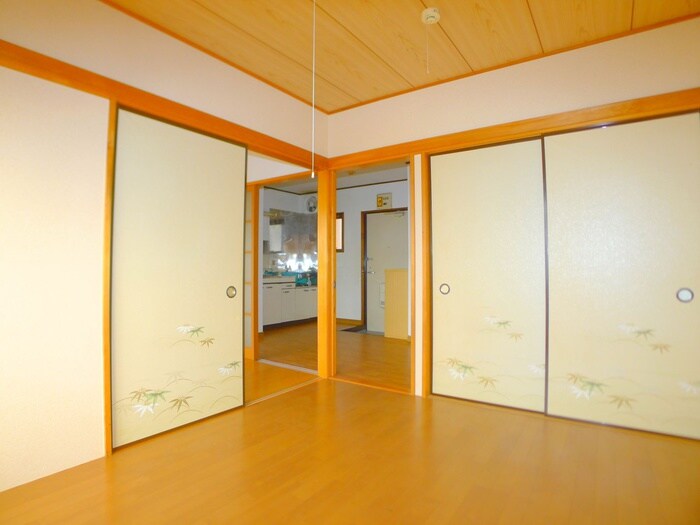 物件内観写真12　(居室)