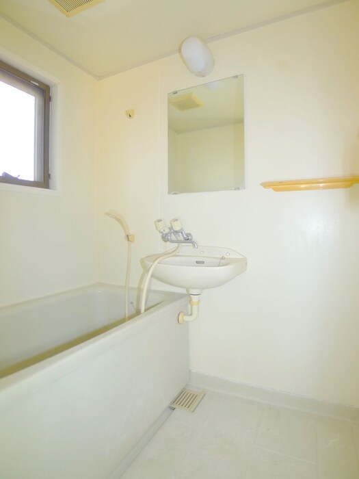 物件内観写真14　(バス／シャワールーム等)