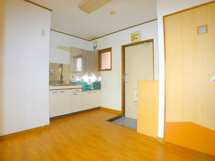 物件内観写真21　(廊下)