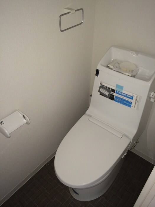 物件内観写真11　(トイレ)