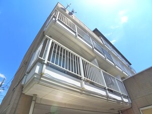 アルカディア・センブ外観写真