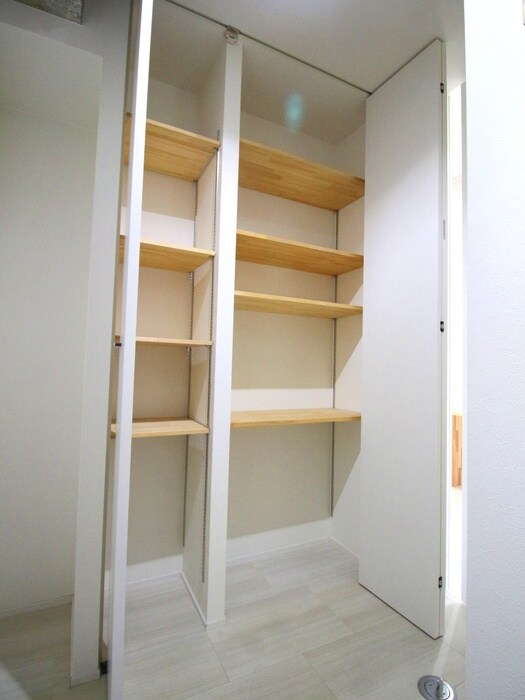 物件内観写真17　(靴箱)