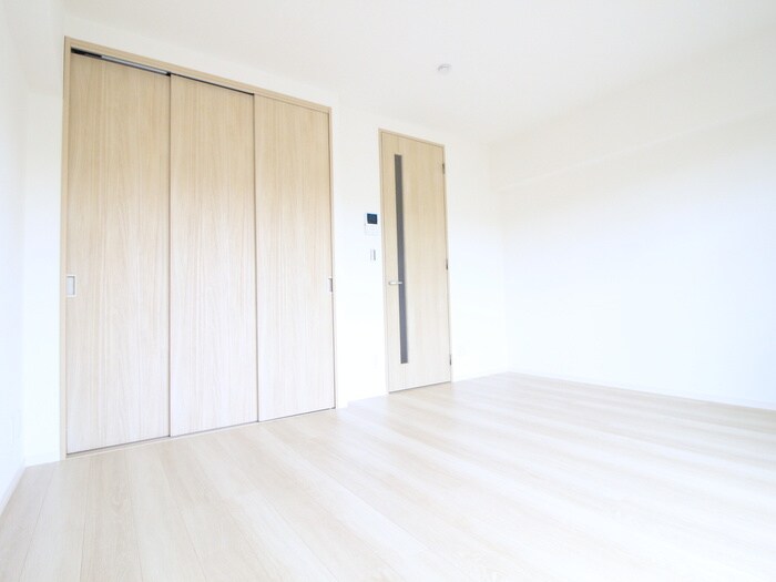 物件内観写真4　(居室)