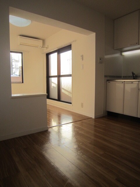 物件内観写真13　(居室)