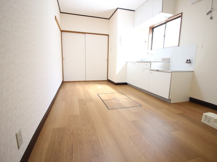 物件内観写真7　(居室)