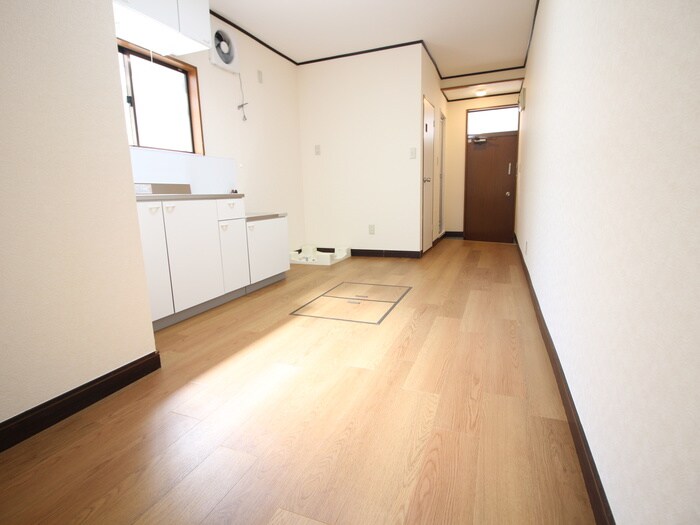 物件内観写真8　(居室)