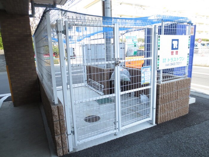 物件外観写真6　(建物設備)