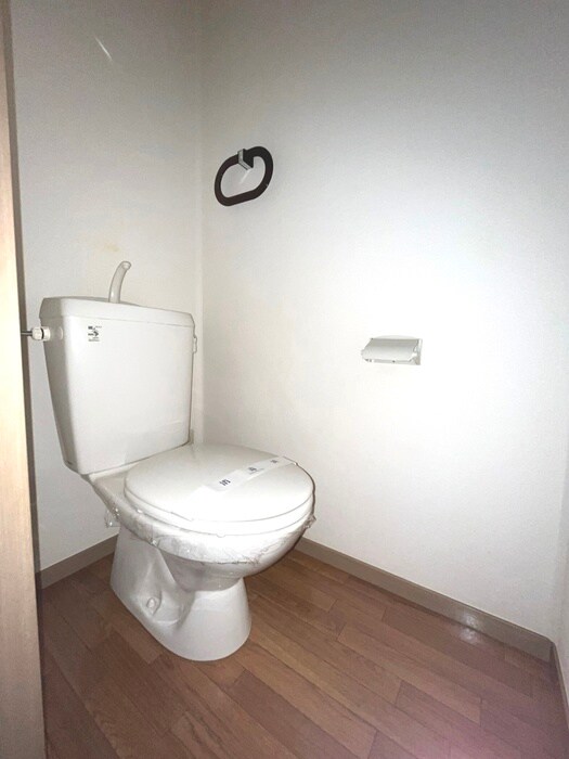 物件内観写真13　(トイレ)