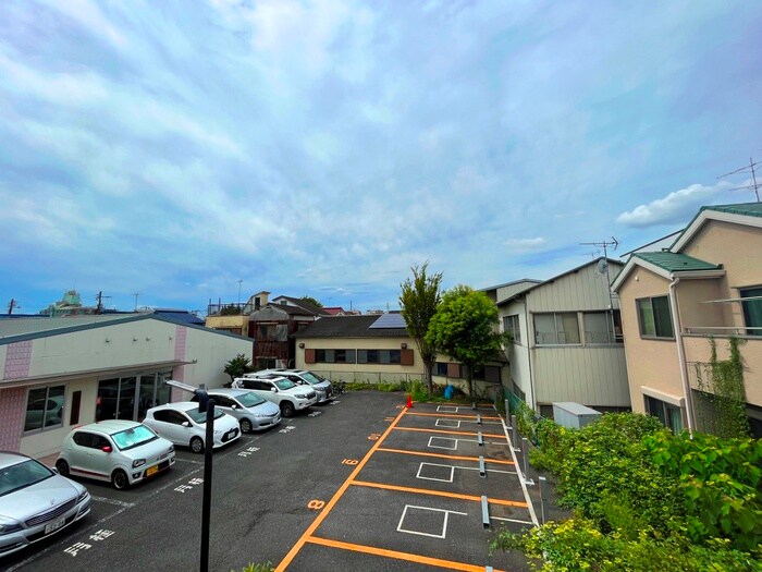 物件内観写真22　(室内からの展望)