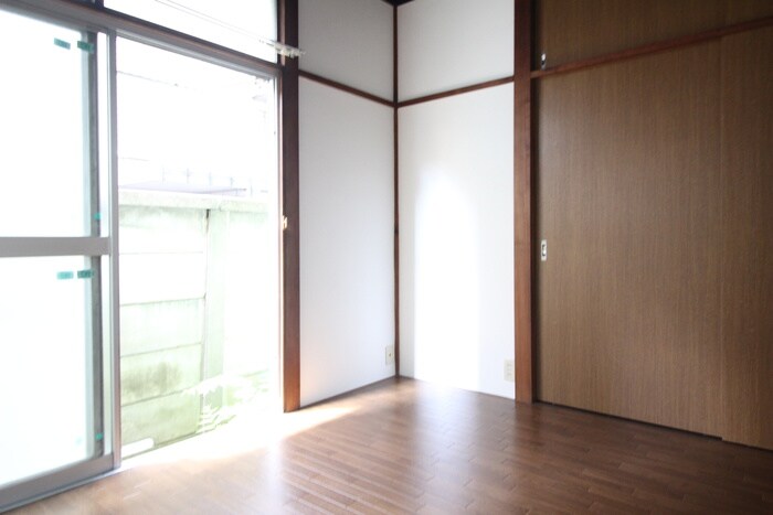 物件内観写真10　(居室)