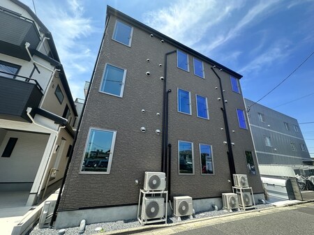 Ａｍｂｉｔｉｏｎ保木間外観写真