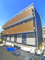 建築中