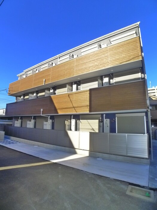 物件外観写真2　(建築中)