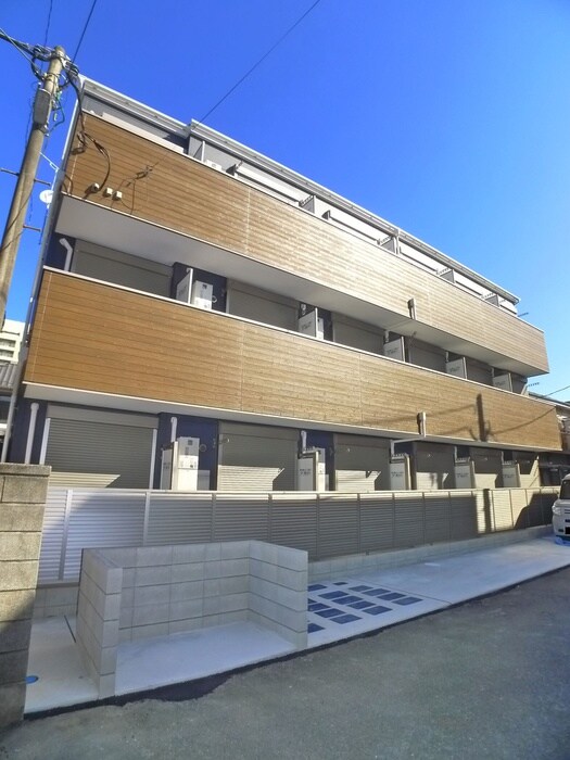 物件外観写真2　(建築中)