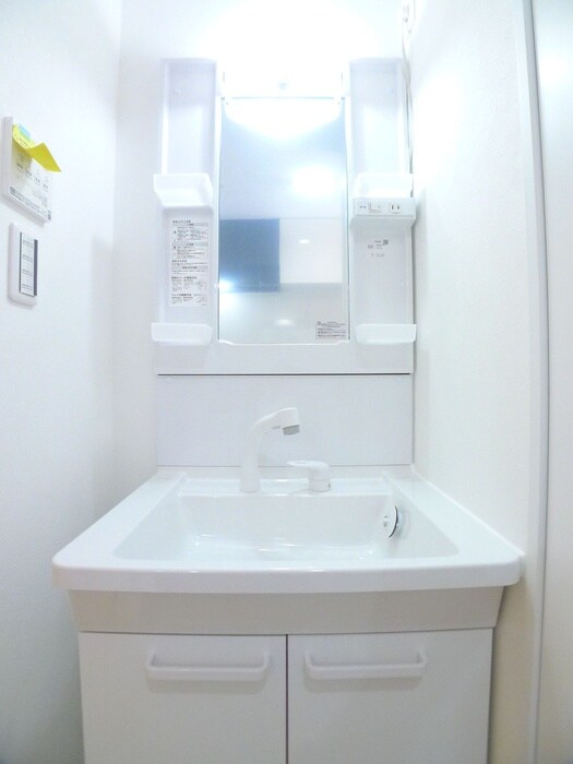 物件内観写真12　(洗面)