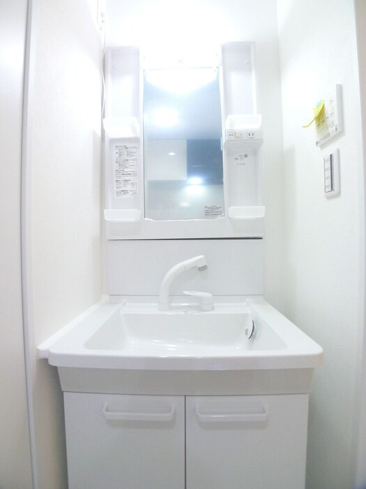 物件内観写真12　(洗面)