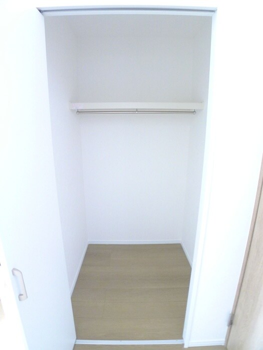 物件内観写真14　(収納)