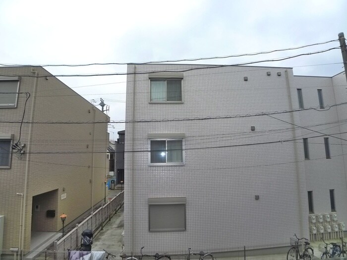 物件内観写真22　(室内からの展望)