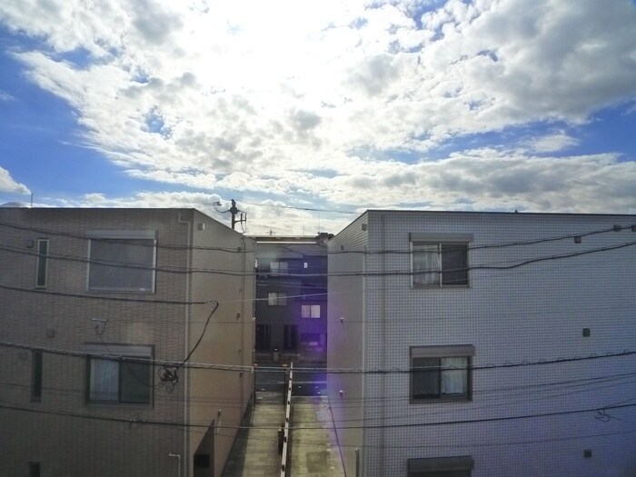 物件内観写真22　(室内からの展望)