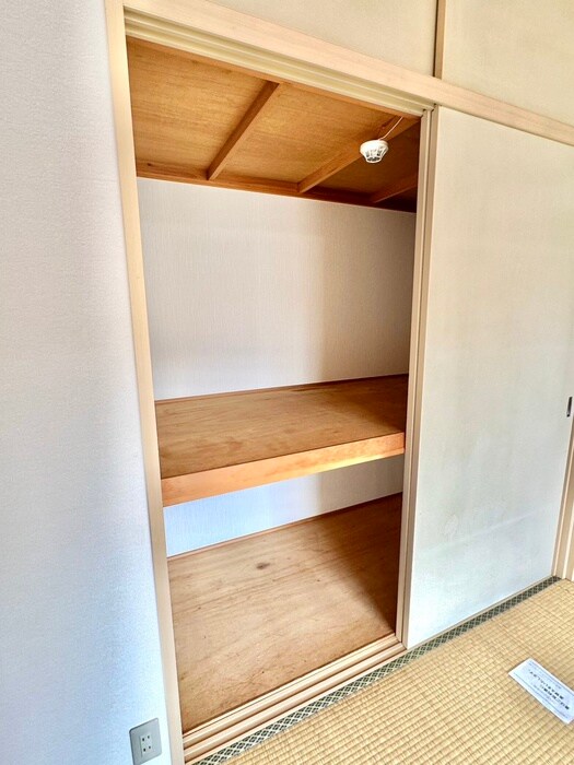 物件内観写真10　(収納)