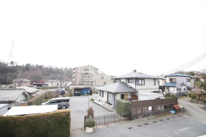 物件内観写真21　(室内からの展望)