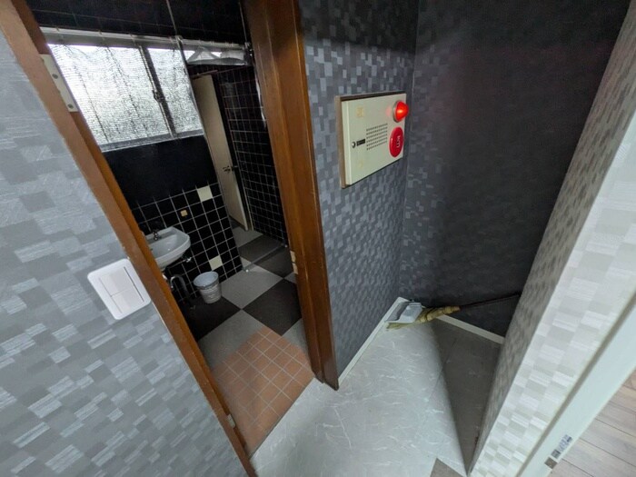 物件内観写真11　(洗面)