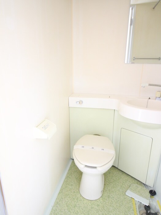 物件内観写真15　(トイレ)