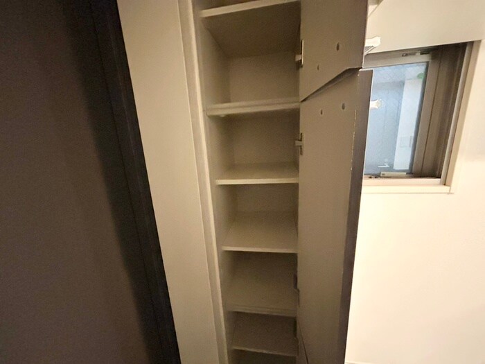 物件内観写真18　(靴箱)
