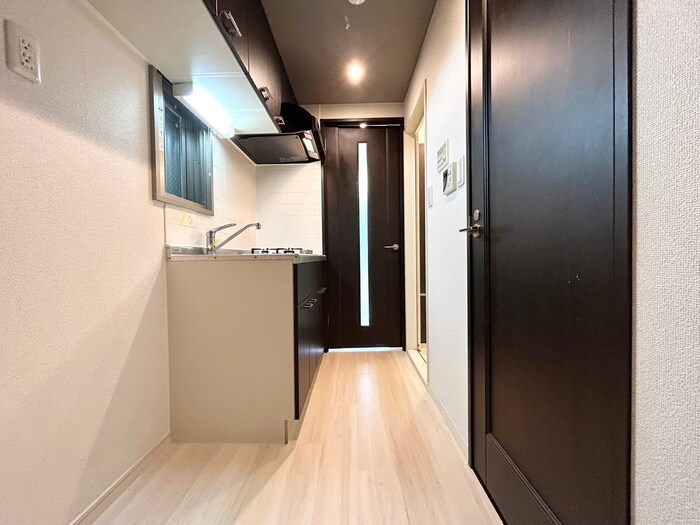 物件内観写真19　(廊下)