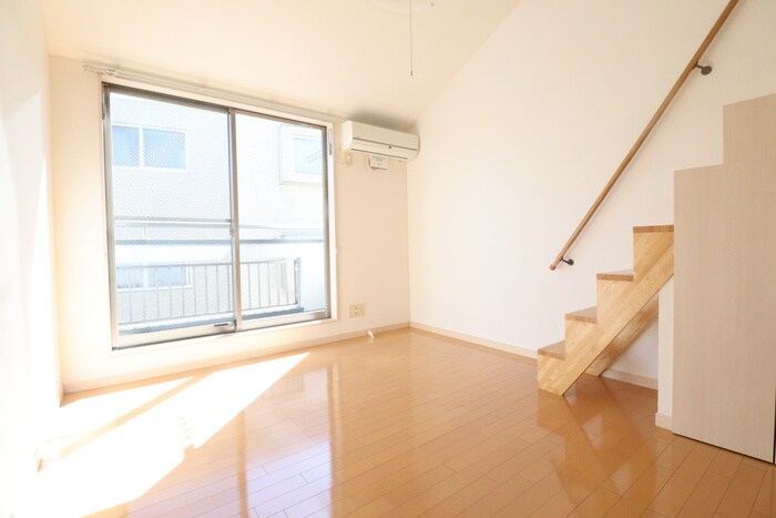 物件内観写真5　(居室)