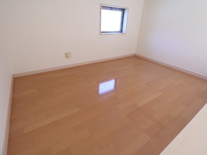 物件内観写真15　(ロフト)