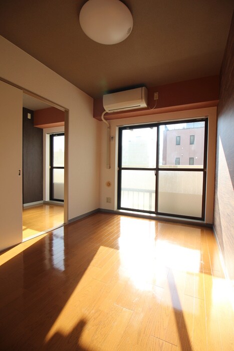 物件内観写真12　(居室)