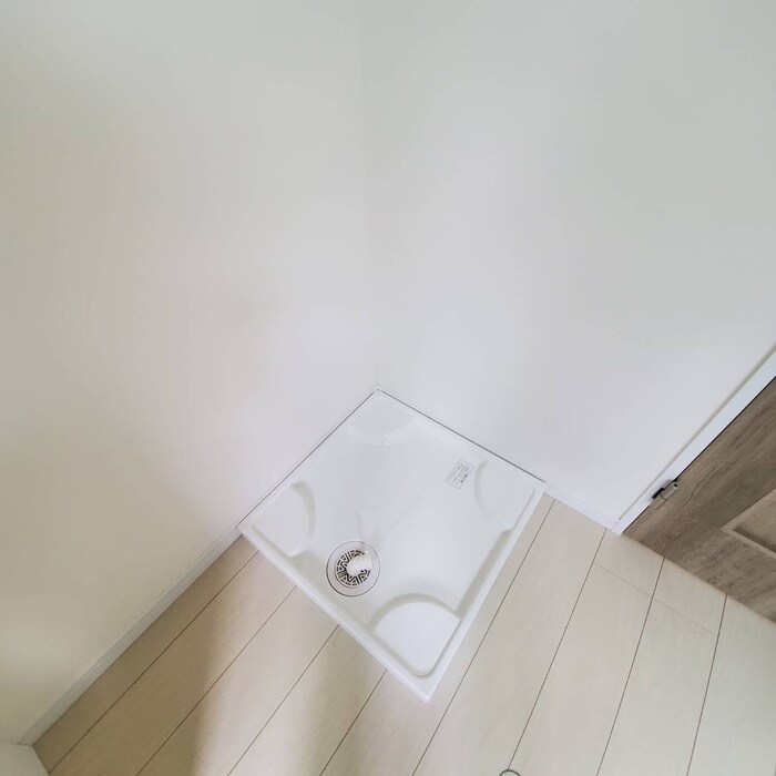 物件内観写真17　(洗濯機置場)