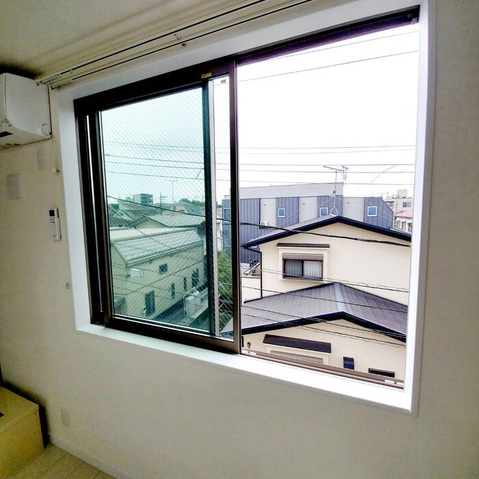 物件内観写真18　(室内からの展望)