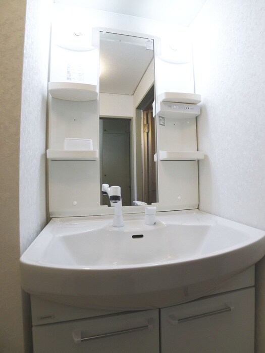 物件内観写真11　(洗面)