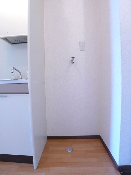 物件内観写真19　(洗濯機置場)